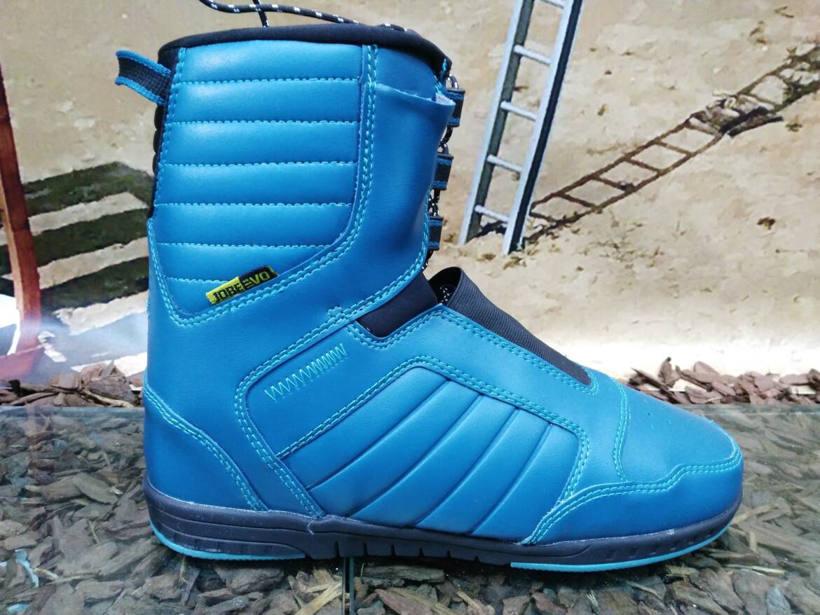 scarpone-1-blu.jpg.jpg